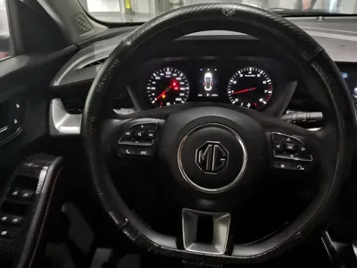 MG MG5