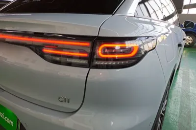 Leapmotor C11
