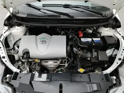 Toyota Yaris L