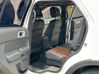 Ford Explorer (Import)