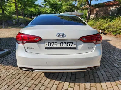 Hyundai Aslan