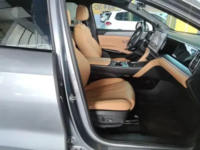 BYD L DM-i