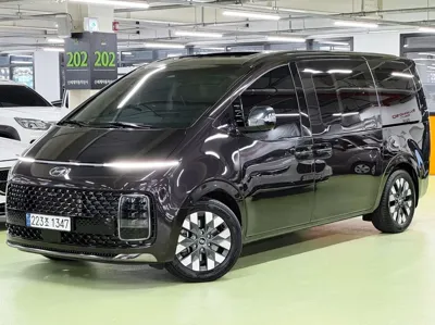 Hyundai Staria
