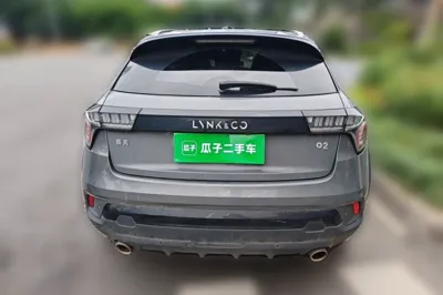 Lynk & Co 02