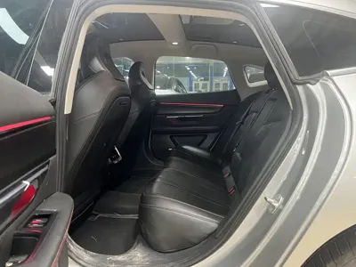 Xpeng P7