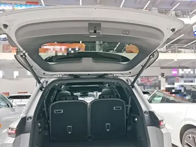 Li Auto Li L9