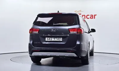 Kia Canival