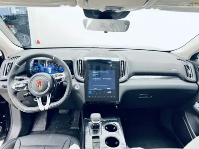 Hongqi Hongqi HS3 PHEV