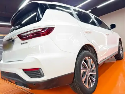 Geely Vision X6