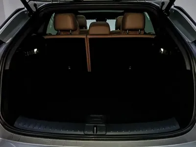 Li Auto 理想i6