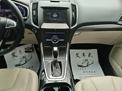 Ford Edge