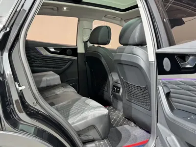 Hongqi Hongqi HS5