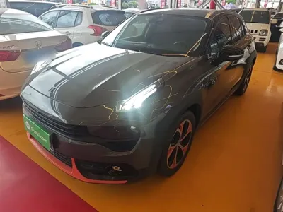 Lynk & Co 02