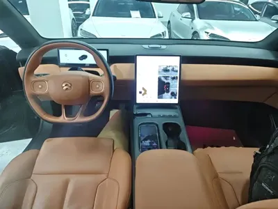 Nio ET5