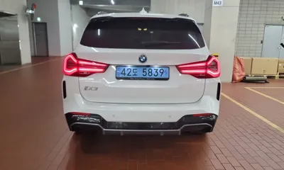 BMW iX3