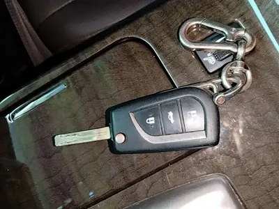 Toyota Reiz