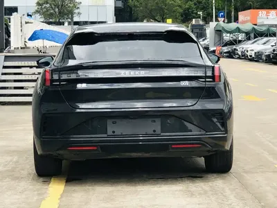 Zeekr 001