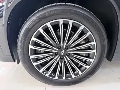 Chery Tiggo 9 C-DM