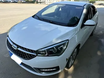 Chery Arrizo 5