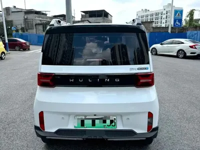 Wuling MINIEV