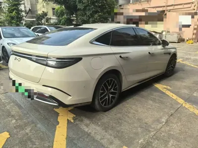 BYD Seal 07 DM-i