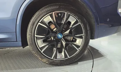 BMW iX3