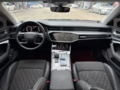 Audi A7L