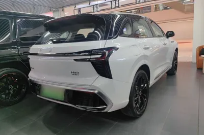 Hongqi HS3 PHEV
