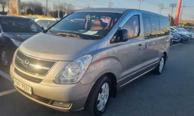 Hyundai Starex