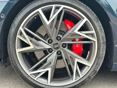 Audi A7L