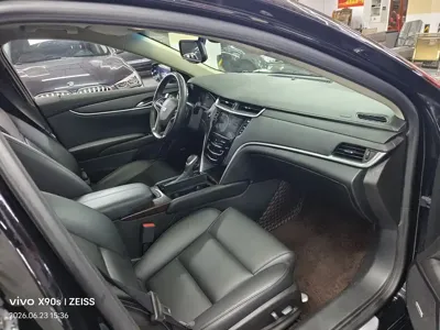 Cadillac XTS