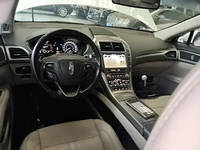 Lincoln MKZ