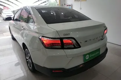 Venucia D60