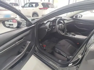 Mazda 3 Axela