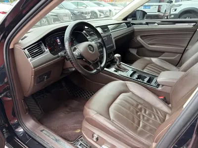 Volkswagen Phideon