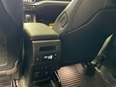 Jeep Grand Commander