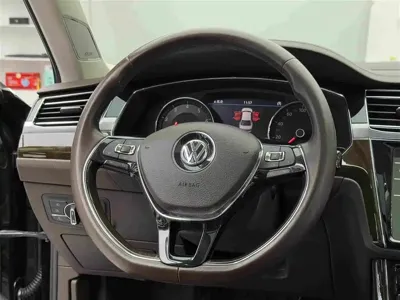 Volkswagen Phideon