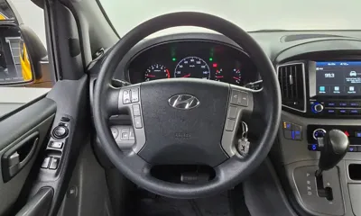 Hyundai Starex