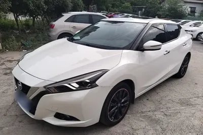 Nissan Lannia
