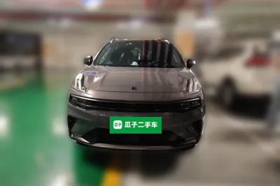 Lynk & Co 06