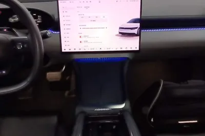 Zeekr 007