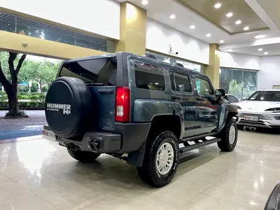 Hummer H3