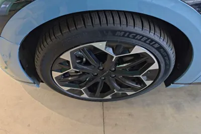 Zeekr 007GT