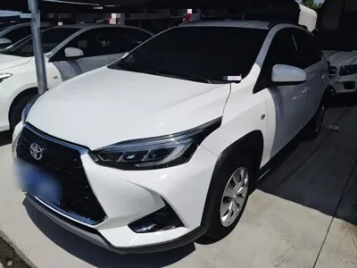 Toyota Yaris L