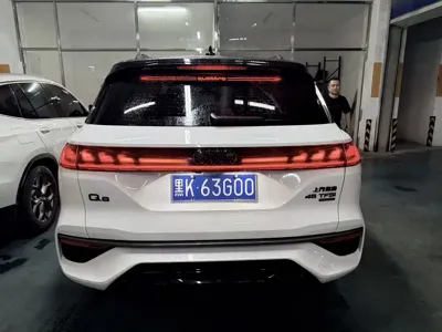 Audi Q6