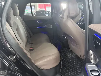Mercedes-Benz EQE SUV