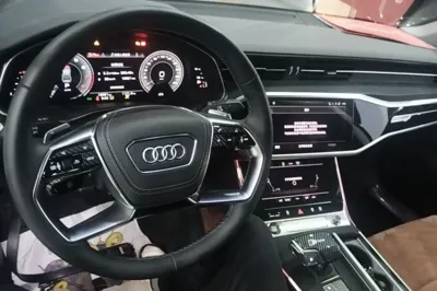 Audi A7L