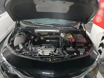 Chevrolet Malibu XL