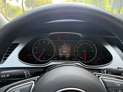 Audi A4 (Import)