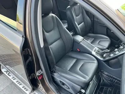 Volvo XC60 (Import)